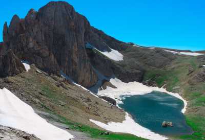 Buyer Dağı Buzul Gölü